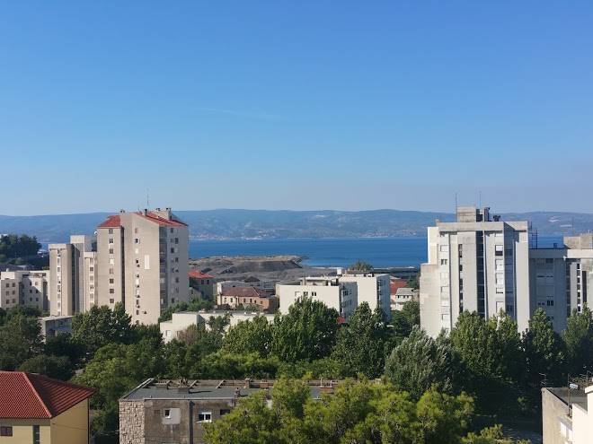 Plaza dugi rat
