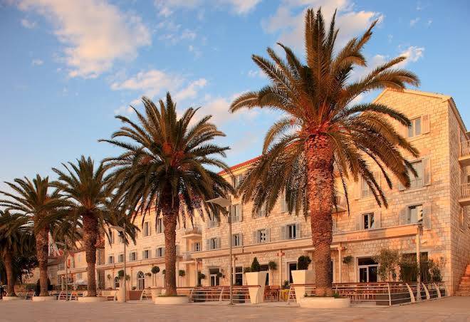 Riva hvar yacht harbour hotel