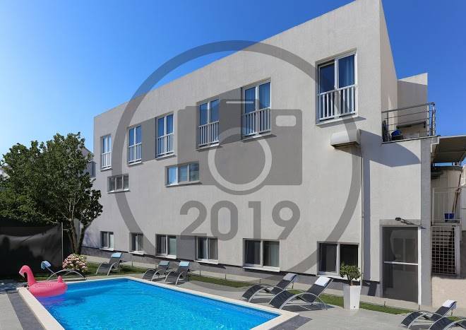 All saints suites b&b kastela