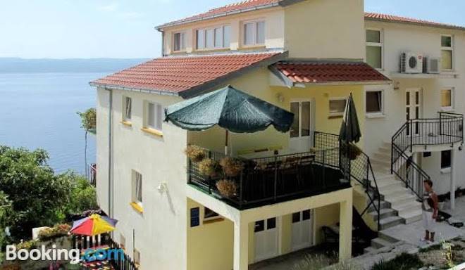 Haus ana 109s