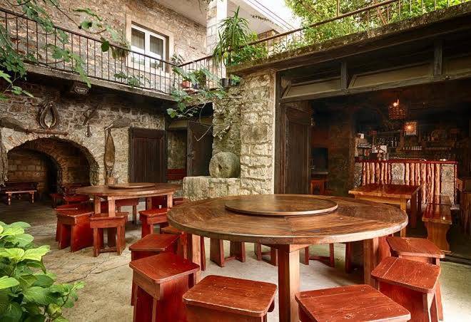 Pansion tavern tomic