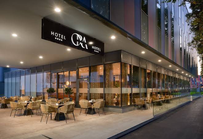 Hotel ora