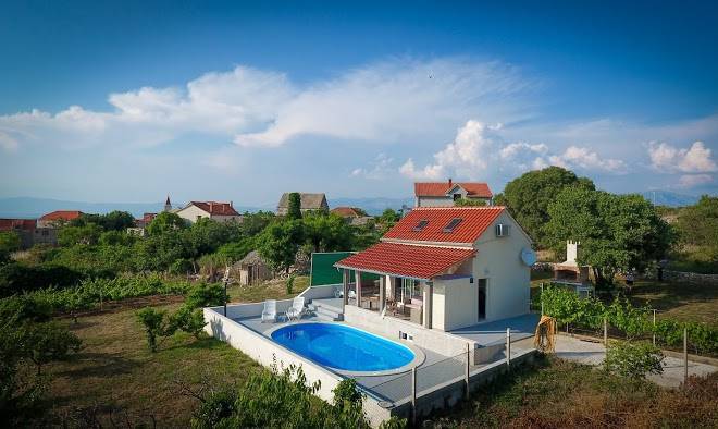 Holiday home baras garden