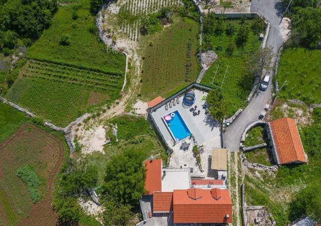 Stipanovi dvori