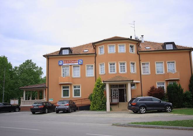 Hotel raj