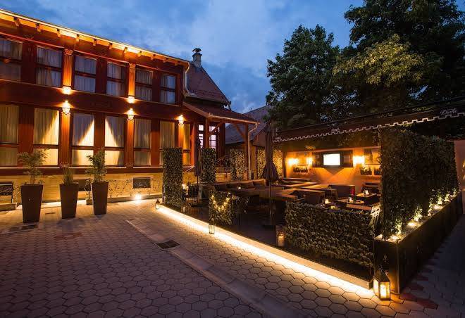 B&b arbia dorka luxury palace