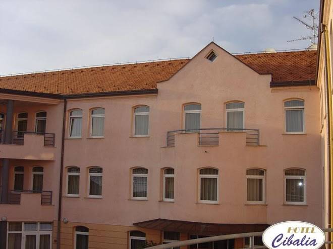 Garni hotel cibalia