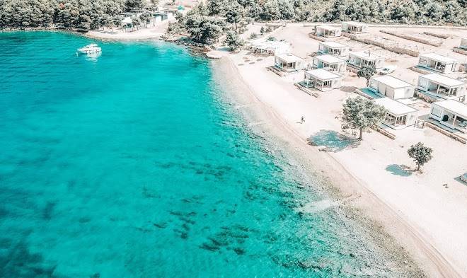 Oikos eco resort buqez