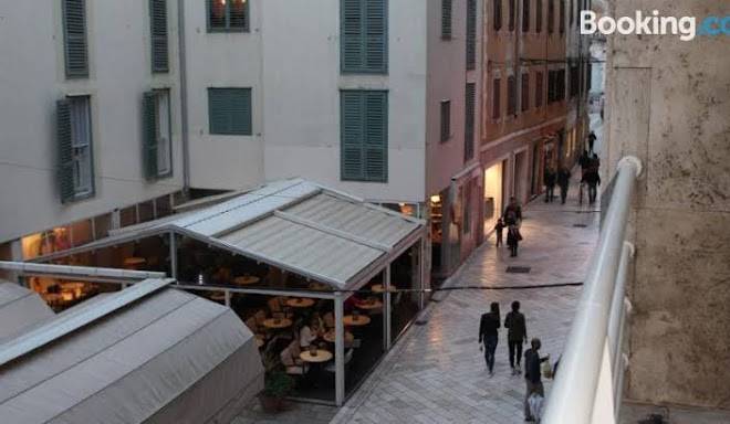 Vincent apt in old town centre