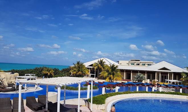 Golden tulip aguas claras resort