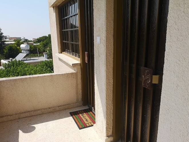 Christos Apts Drousia Image