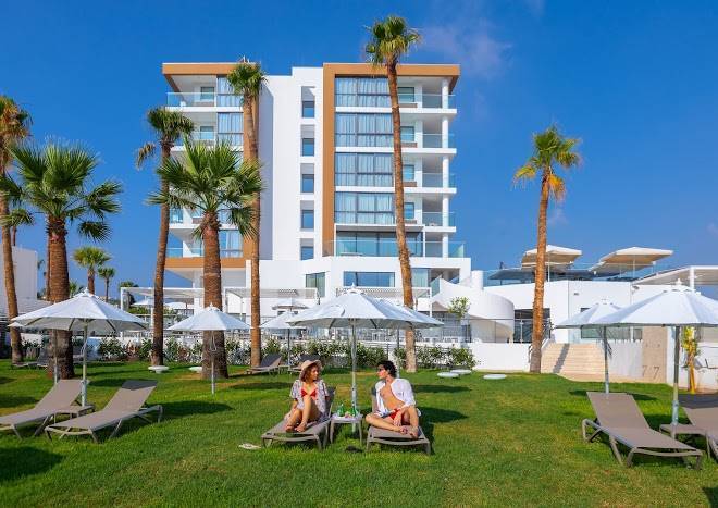 Leonardo Crystal Cove Hotel & Spa By The Sea Image