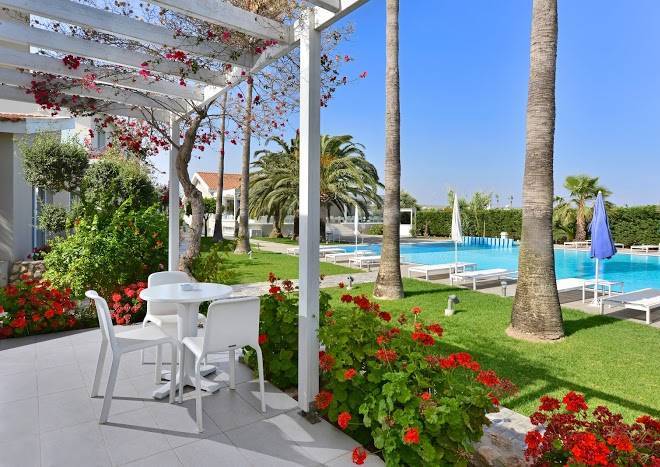 Mon Repos Hotel Image