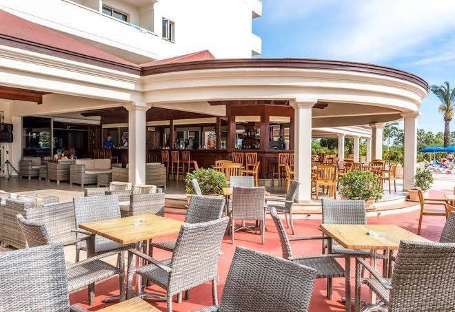 Nissiana Hotel Image