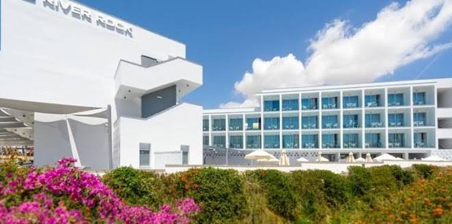 River Rock Hotel Image