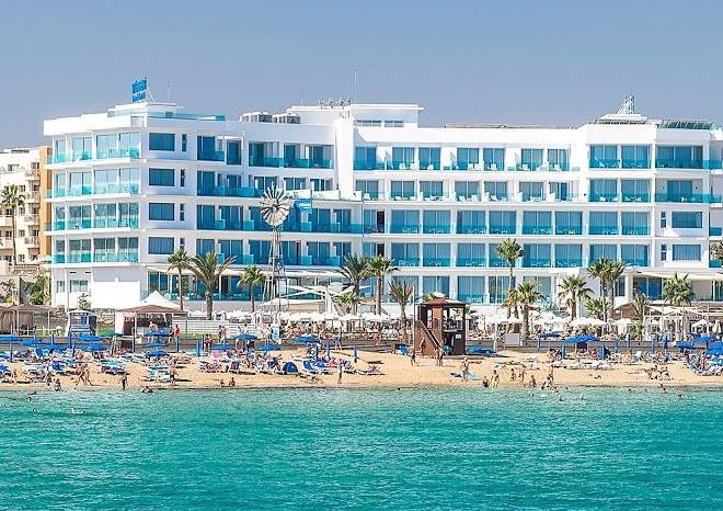 Vrissaki beach hotel