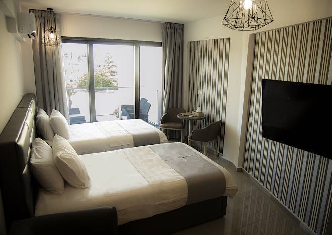 Jimmy's suites larnaca