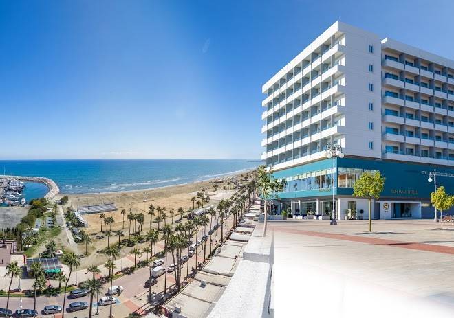 Sun Hall Hotel Image