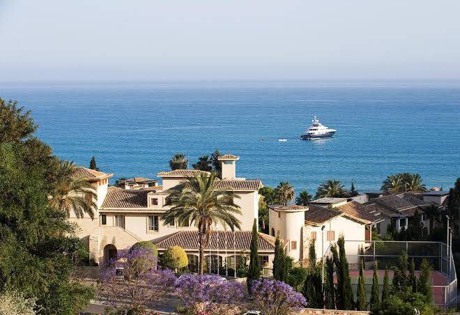 Columbia Beach Resort Image