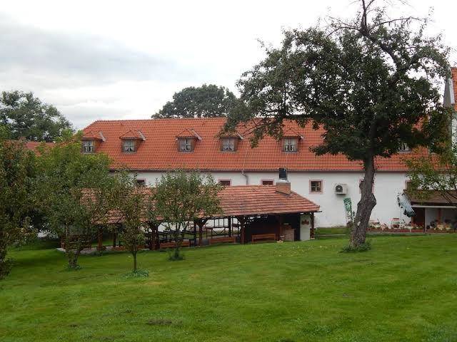 Zamek lesany