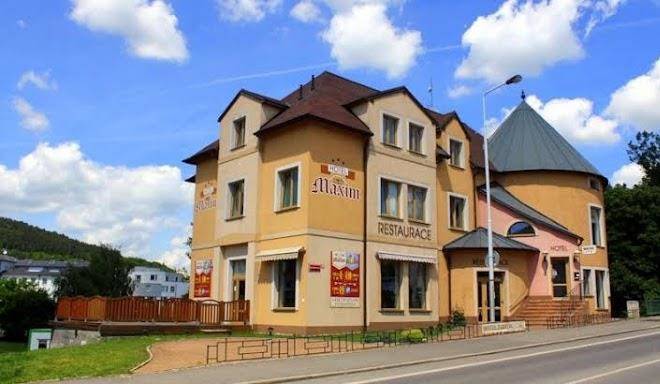 Hotel maxim
