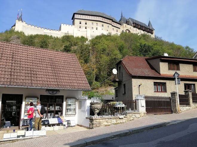 Penzion a restaurace hajovna u dubu