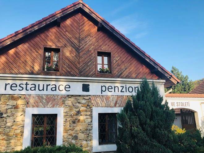 Restaurace a penzion ve stoleti