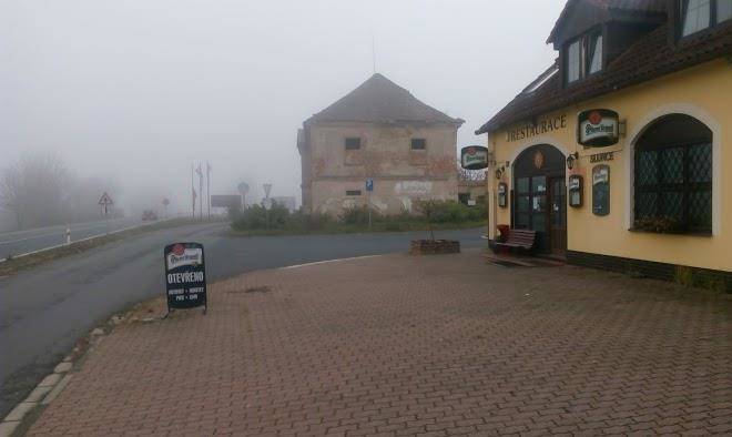 Restaurace zlate slunce