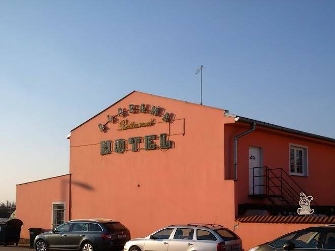 Hotel Swami Melnik Image