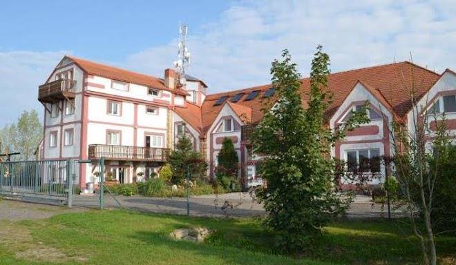 Famoz Club Zviretice Image