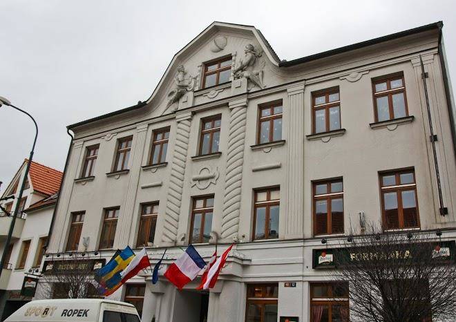 Hotel a restaurace grand