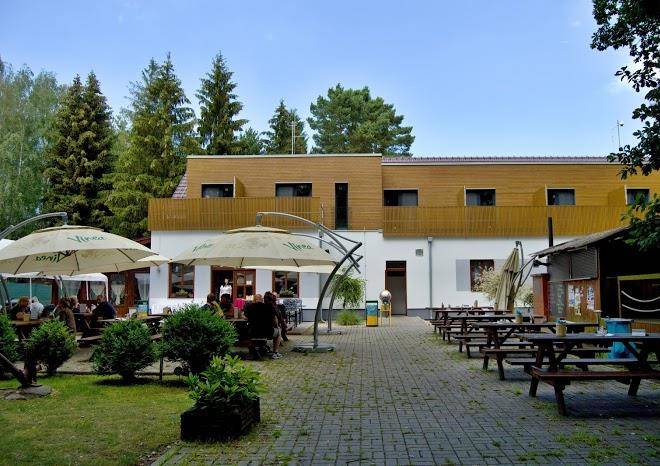 Restaurace a penzion labska marina