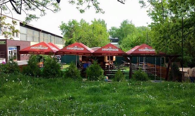 Zimni stadion nymburk ned hockey pizzerie pivnice letni zahradka