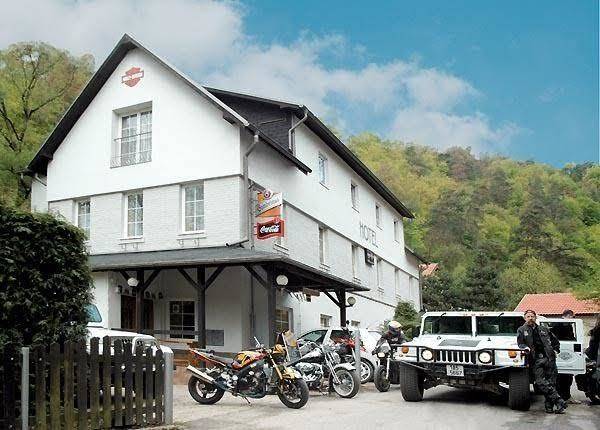 Hotel tronicek ltd