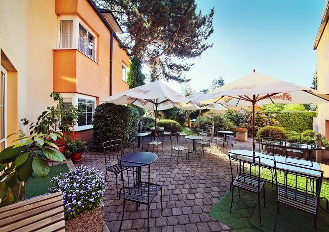 Hotel tulipan pruhonice