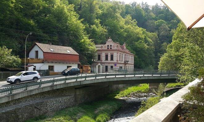Restaurace a penzion u jelena