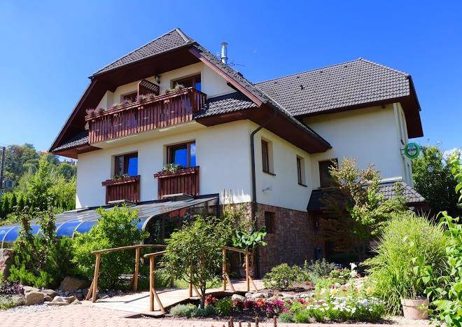 Pension under the castle