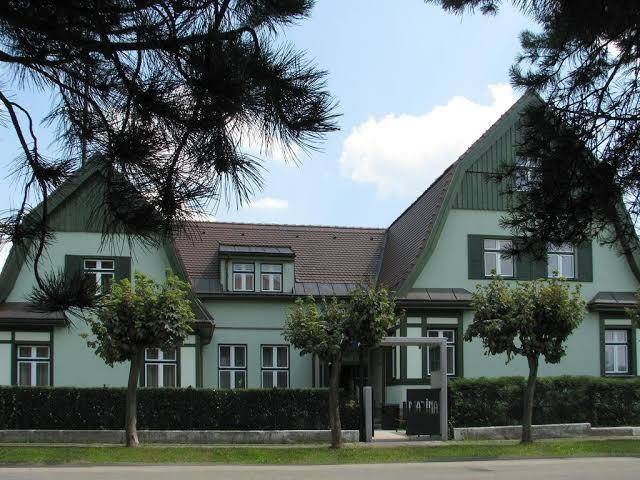 Garni Hotel Zelena Marina Image