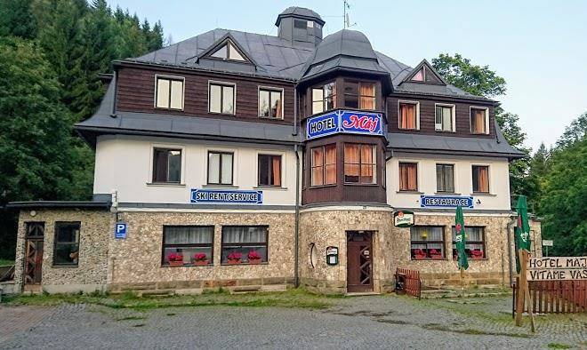 Hotel Maj Image