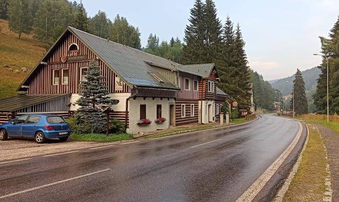 Hotel tetrivek