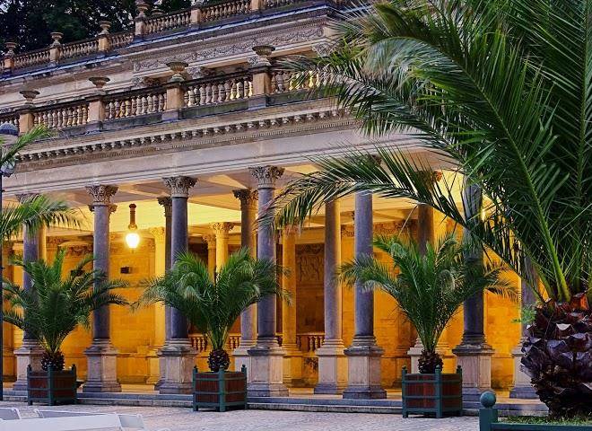 Hotel Maltese Cross Image