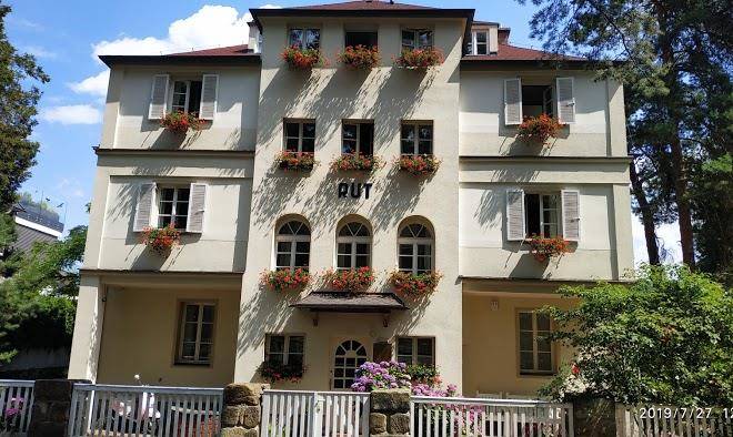 Hotel bezdez
