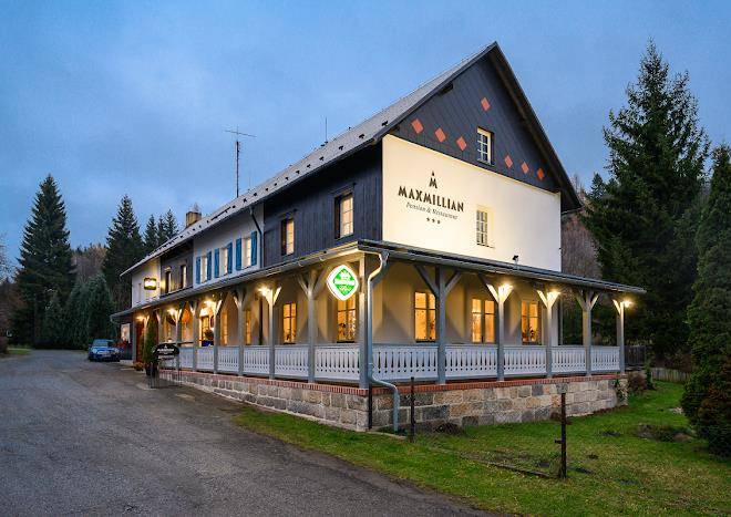 Maxmillian pension & restaurant