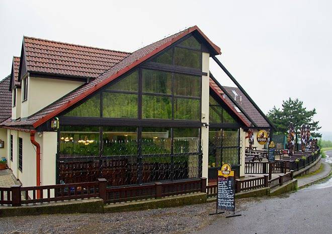 Hotel trosky