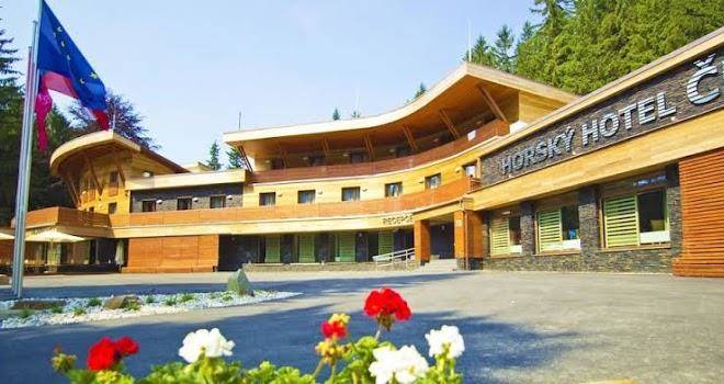 Celadenka mountain hotel in celadna