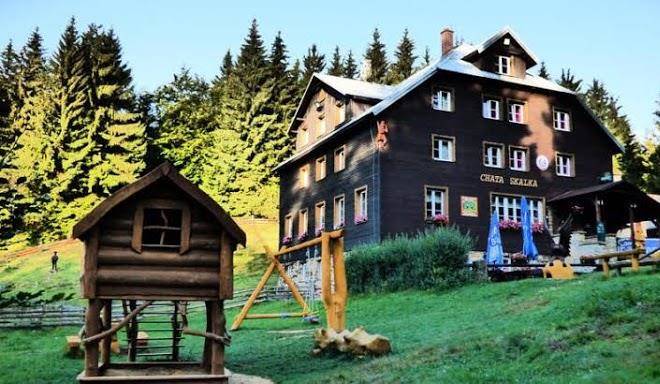 Horska chata skalka