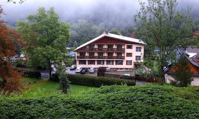 Rodinny Hotel U Studanky Image