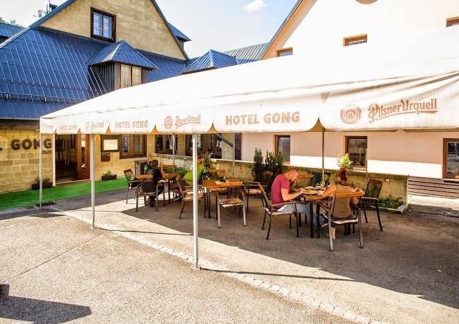 Hotel gong
