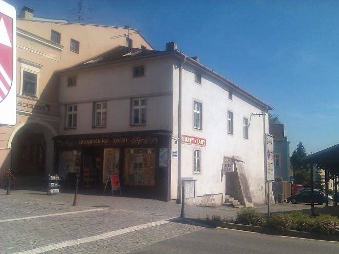 Ubytovani pribor
