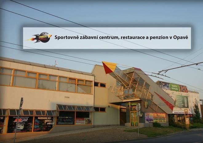 Raketa bowling sportovne zabavni centrum v opave